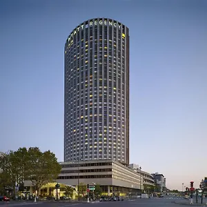 Hyatt Regency Etoile Paris
