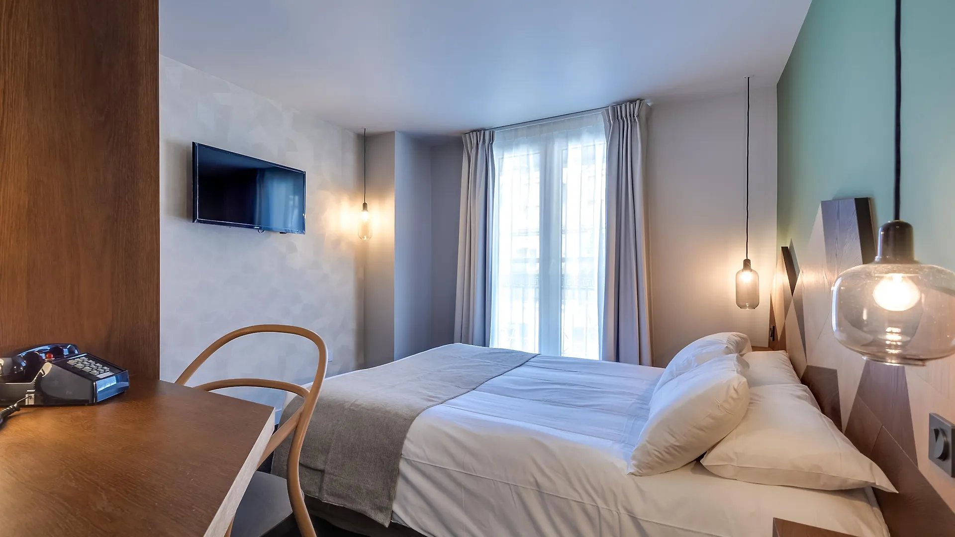 Wit Hotel Paris 3*,